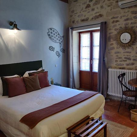 L'Instant Sevigne Hotel Grignan Bagian luar foto